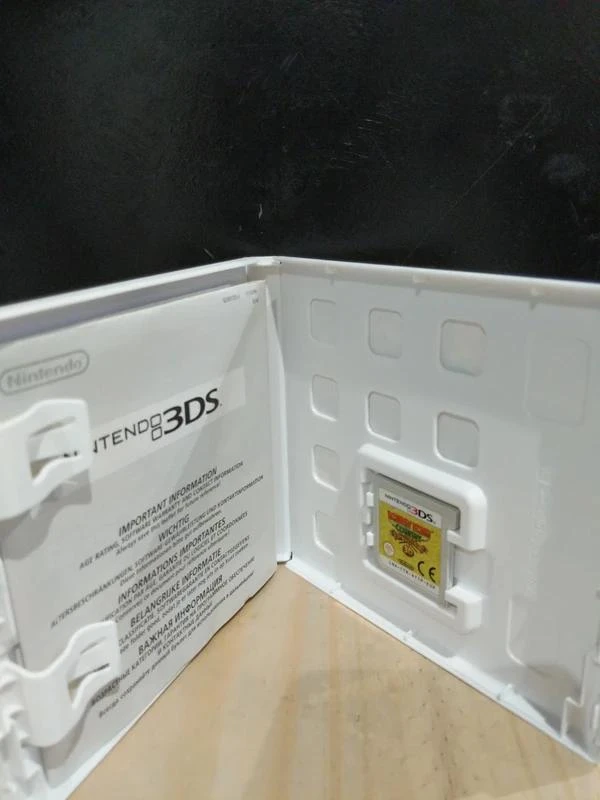 Donkey Kong Country Returns 3D – 3DS – Complet – Parfait état – photo 2